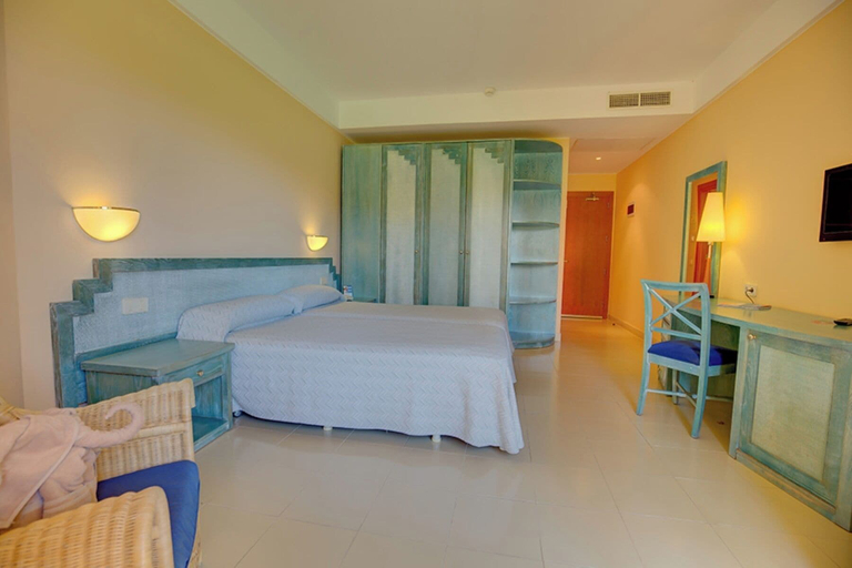 Bedroom 3, SBH Costa Calma Beach Resort, Las Palmas