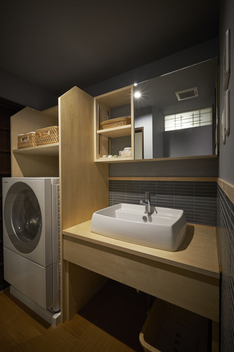 Bathroom 3, Nishijinkita-ajisai, Kyoto
