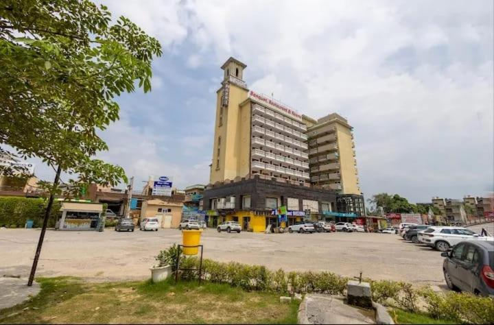 Exterior & Views 1, Hotel Lotus Paradise, Sonipat