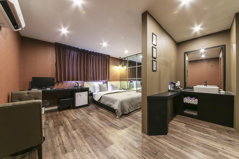 Bedroom 2, Ulsan Ilsan Louis Hotel, Dong