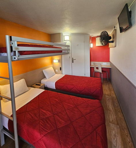 Bedroom 4, Premiere Classe Strasbourg Ouest, Bas-Rhin