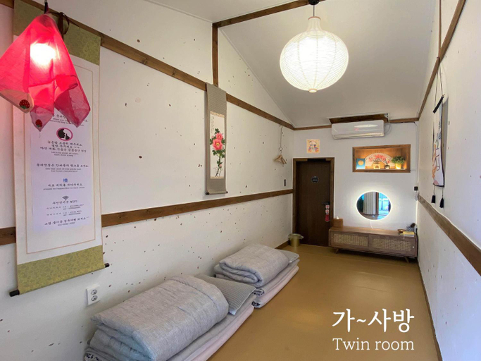 Bedroom 2, Sindal Guesthouse, Gyeongju