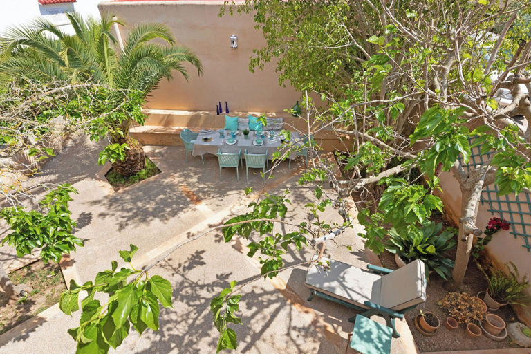Outdoor dining 4, VillaSandra, Baleares