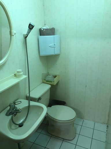 Bathroom 2, 溪景生態農莊 桃園市民宿037號, Taoyuan
