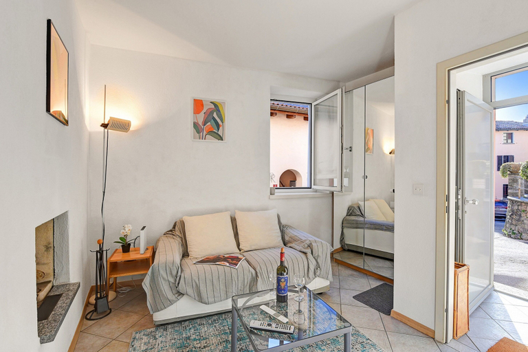 Living area 3, Lugano Bay View, Lugano