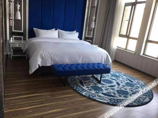 Others 2, Platium Hotel, Xinyang