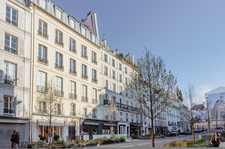 Room 4, By Saint-sulpice Newly Refurbished 4 BR Apartment, Paris