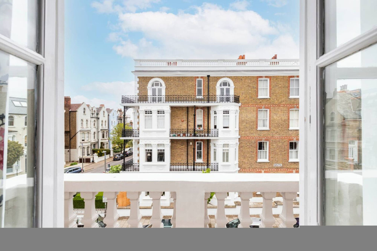 Others 4, Green Leafy 2 Bedroom in Clapham, London