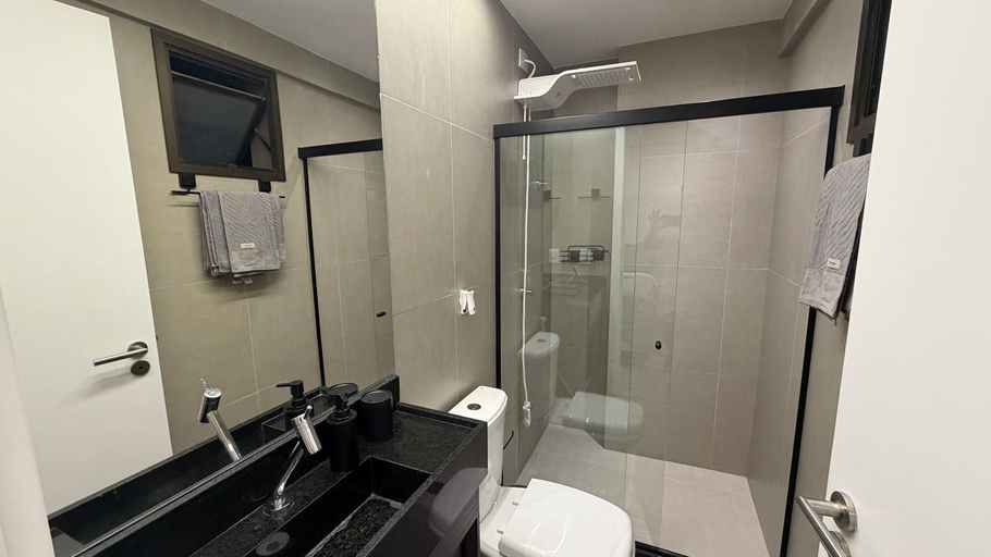 Bathroom, Tokyo 305, Maceió (capital)