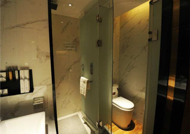 Bathroom 3, Borrman Hotel (Nanning Guangxi University Metro Station), Nanning