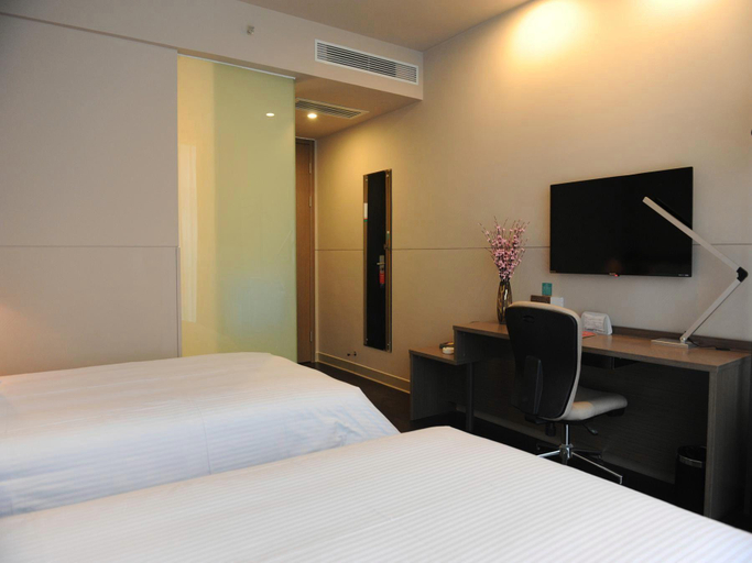 Bedroom 2, Jinjiang Inn Select Baoji Xinfu Road, Baoji