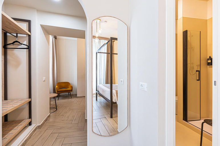 Others 4, Four Rivers Suites, Roma