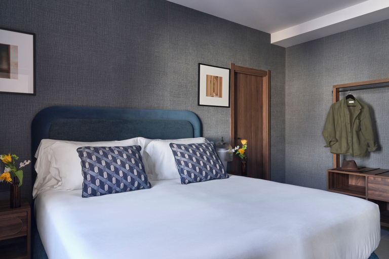 Room 5, Seda Residences, Granada