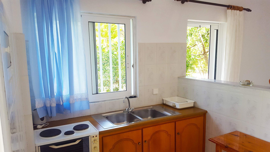 Exterior 4, Bluewhite Studio - Cozy Garden Nest, Ionian Islands