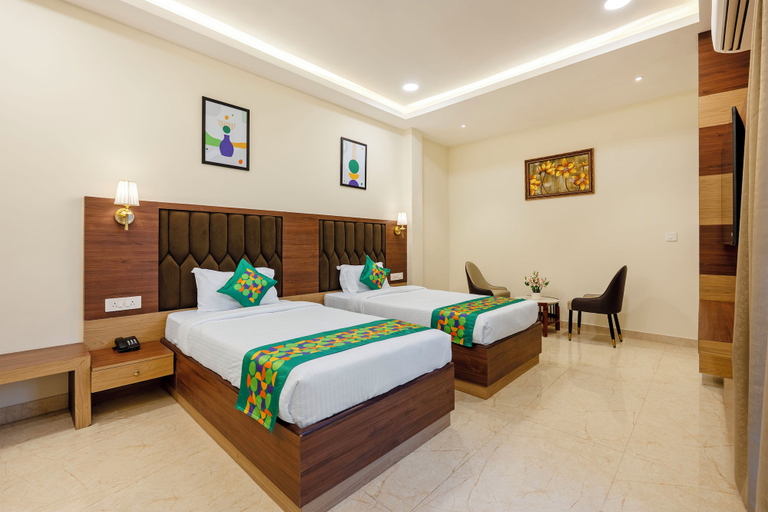 Room 3, Treebo Premium Pine Tree Courtyard, Chennai