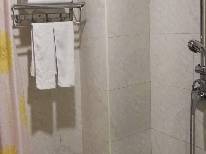 Bathroom 4, Beijing Lanwan International Airport Hotel, Beijing