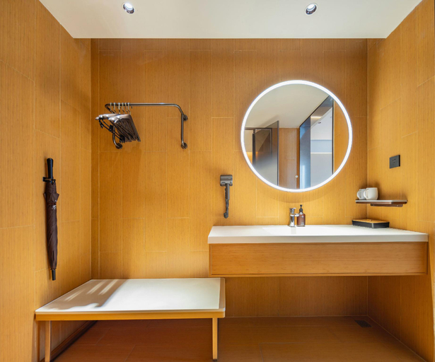 Bathroom 3, Ji Hotel Tongliao Mingren Street, Tongliao