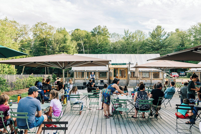 Food & Drinks 5, Huttopia White Mountains, Carroll