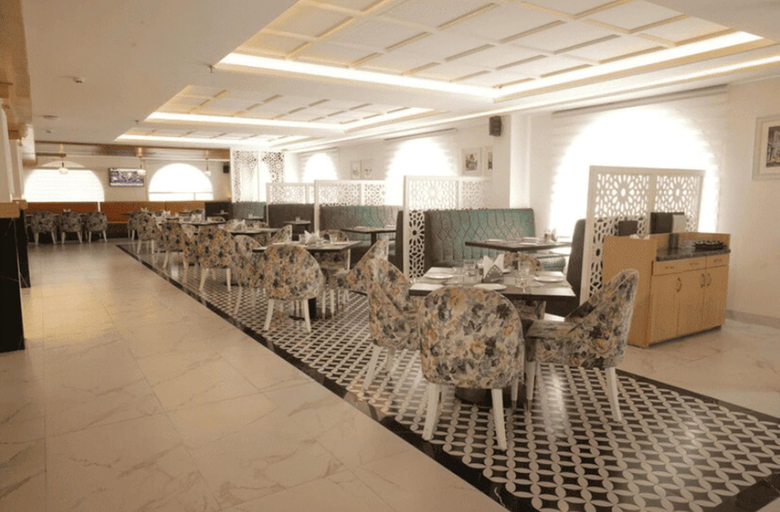 Food & Drinks 5, Deventure Sarovar Portico  Patel Nagar, Delhi