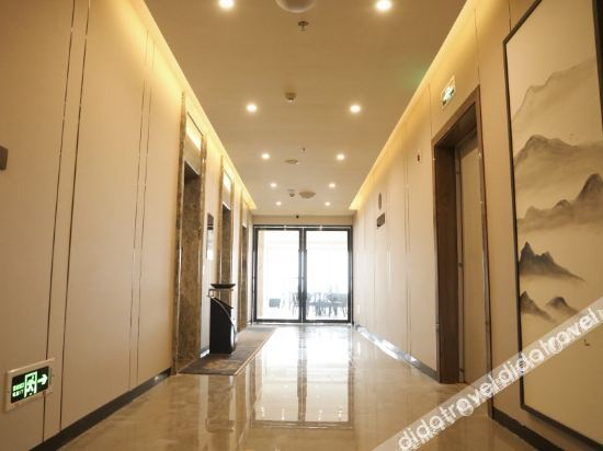 Others 2, Yuanrong Hotel, Meishan