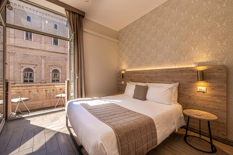 Bedroom 2, Four Rivers Suites, Roma