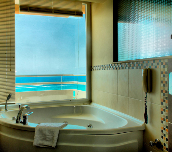 Bathroom 5, Ephesia Hotel, Kuşadası