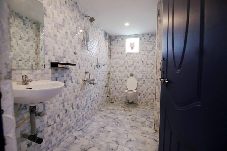 Bathroom 4, Hibis Hotels and Resorts, North Goa