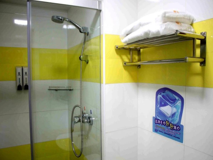 Bathroom 5, 7 デイズ インチェーンホテル(), Lu'an