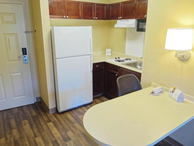 Others 4, Studio 6 Suites Jacksonville Deerwood Park FL, Duval