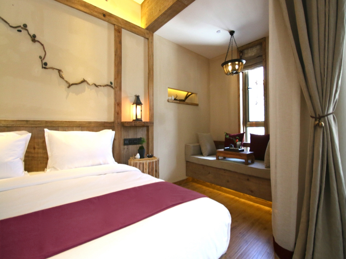 Bedroom 4, LUX* Tea Horse Road Benzilan Hotel, Dêqên Tibetan