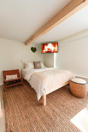 Bedroom, Seahorse Beach Bungalows, Saint Lucie
