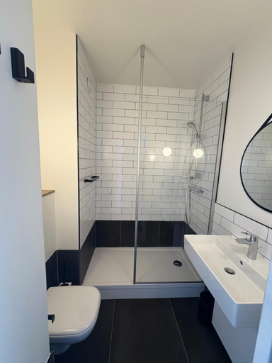 Bathroom 4, ibis Chartres Ouest Luce, Eure-et-Loir