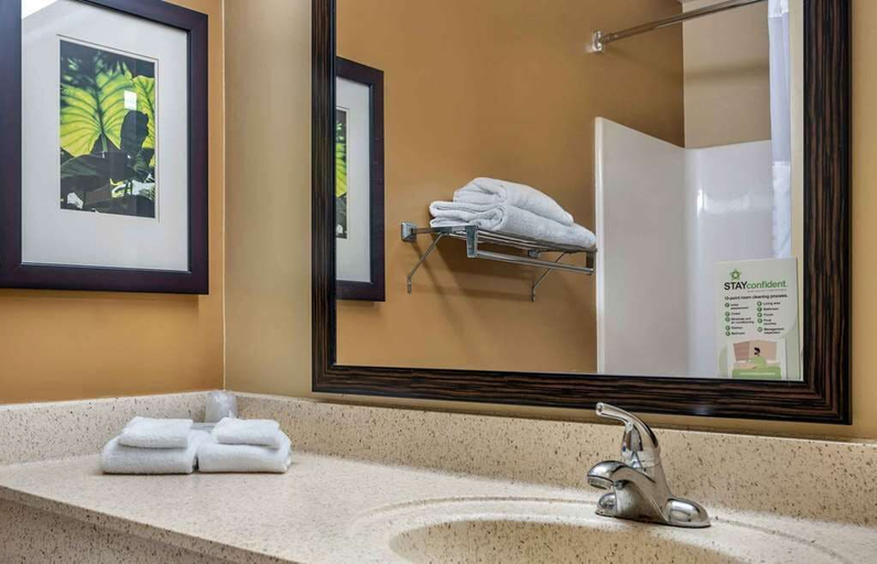 Bathroom 4, Studio 6 Corporate Extended Stay Philadelphia Malvern Swedesford Rd. PA, Chester