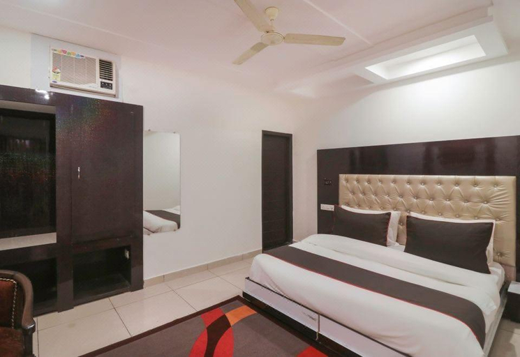 Bedroom 2, Madhuban Inn, Garhwal