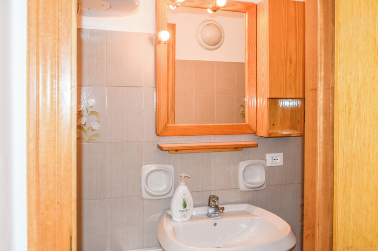 Bathroom 5, Da Nonna Mena, Chieti