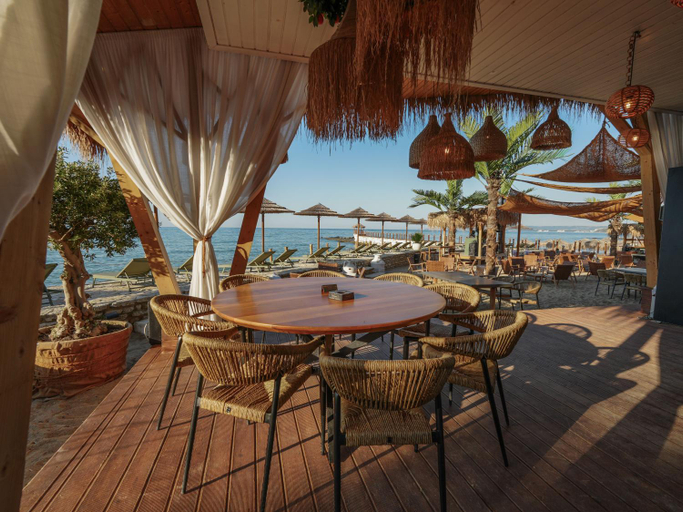 Others 5, Villa Maria, Balchik