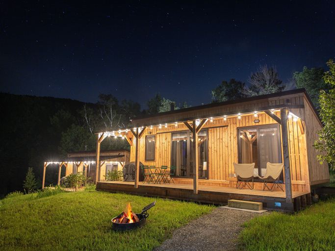 Exterior & Views 2, Huttopia Berkshires, Berkshire