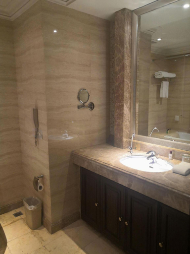 Bathroom 4, Qingdao Kuaitong International Hotel, Qingdao