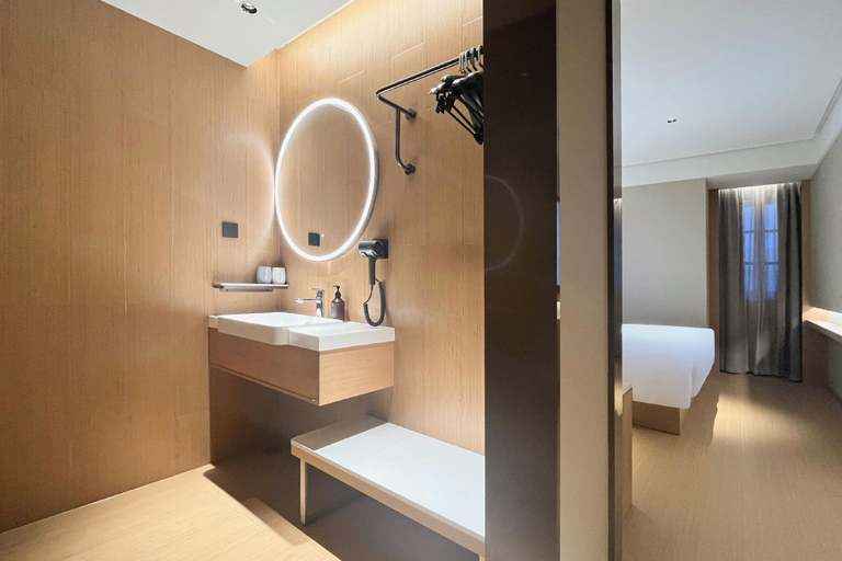 Bathroom 3, Ji Hotel Hangzhou Wensan Road Metro Station, Hangzhou