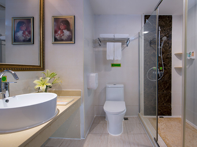 Bathroom 4, Vienna Hotel Shanwei Haifeng, Shanwei