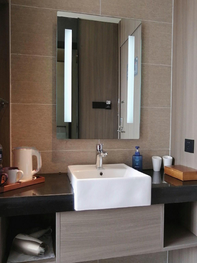 Bathroom, Hanting Hotel Taiyuan University of Technology, Taiyuan
