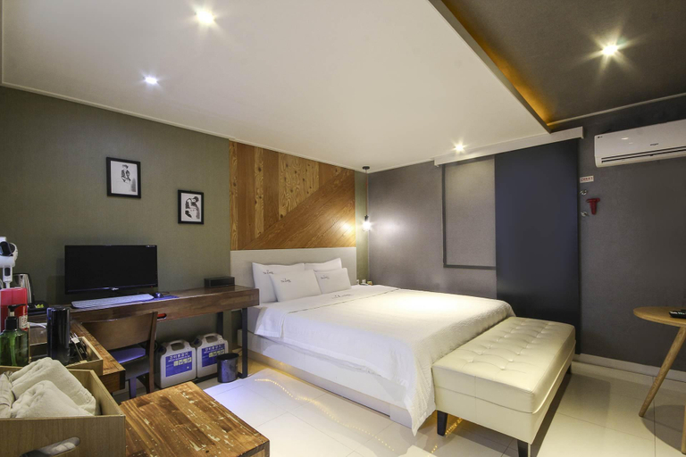 Bedroom 4, Busan Guseodong Zenith, Geumjeong
