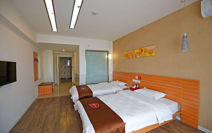Bedroom 1, Thank Inn Hotel Sichuan Normal University Chenglong Branch, Chengdu