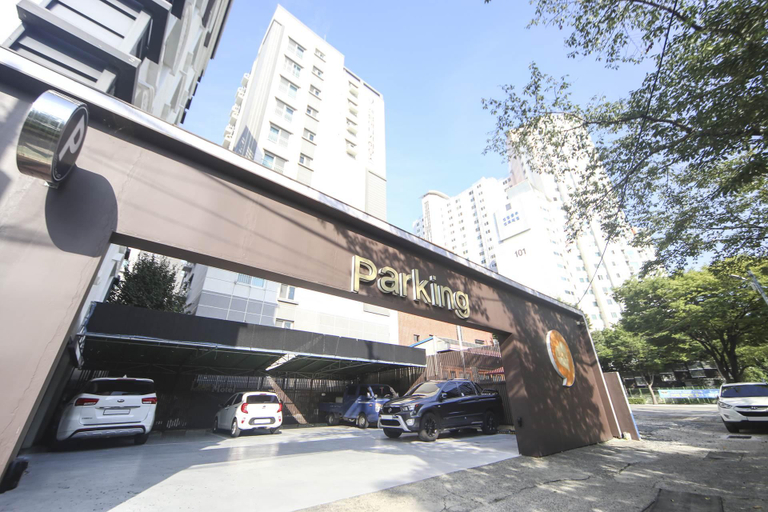Exterior & Views, Lazzy Hotel, Haeundae