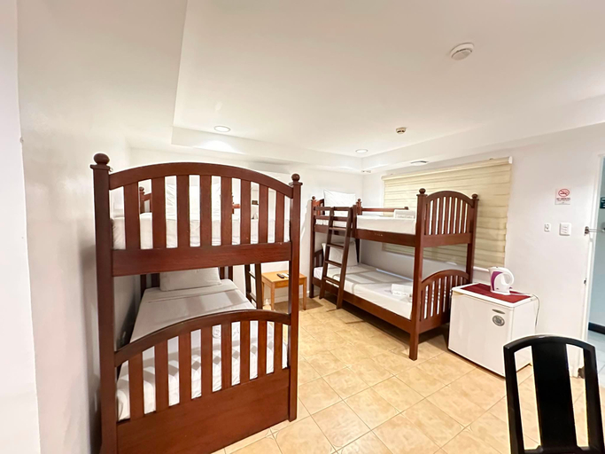 Bedroom 2, Tagaytay Country Hotel, Tagaytay City