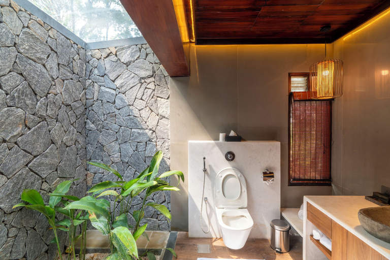 Bathroom 4, Ayatana Coorg, Kodagu