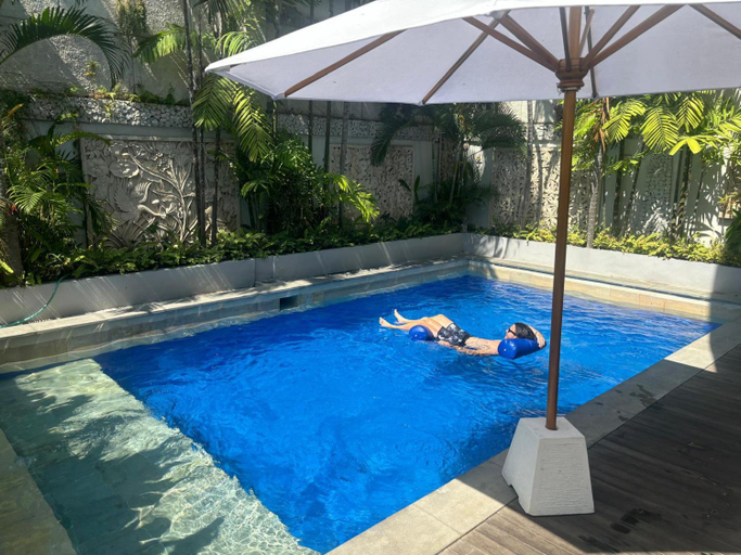 Sport & Beauty 2, Langikula Villa Central Seminyak Sleeps 10, Badung