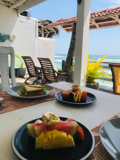 Food & Drinks 2, fantasea villa, Habaraduwa