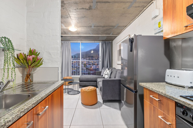 Others 5, The Hub 602, City of Cape Town
