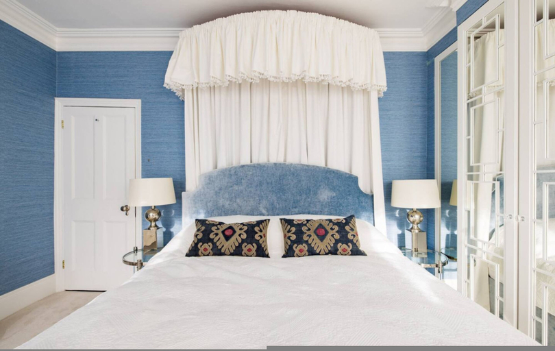 Room 4, The Impressionist s Fireplace 4 BR Home in Chelsea, London